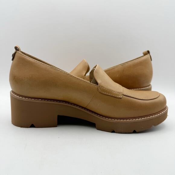 Naturalizer Womens Darry Loafer US 11 Narrow Tan Leather Lug Sole Slip On NIB - Picture 4 of 12